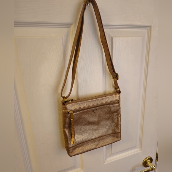 Fossil Women's Gold Pebbled Leather Crossbody Purse Bag - Picture 4 of 16